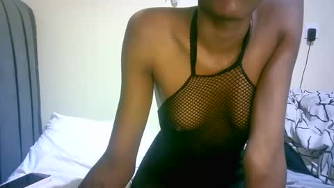 maskgang001 online show from 15, 9, 2025