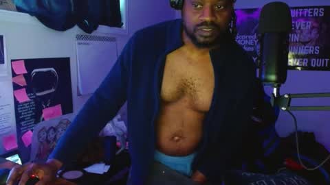 Snapshot of maskmind chatting on 11, 3, 2025 Maskmind online show from 11, 3, 2025