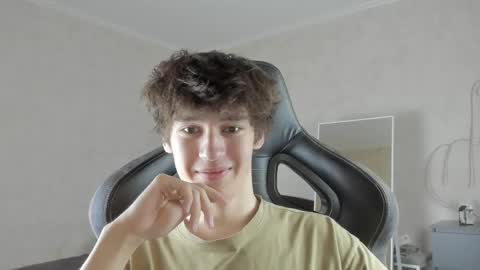 Snapshot of mason_jr chatting on 15, 9, 2025 mason_jr online show from 15, 9, 2025