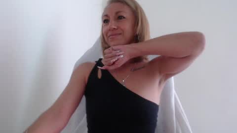 massiel ferreti online show from 3, 5, 2026