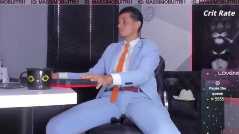 Snapshot of massimo_g chatting on 11, 11, 2025 I am Massimo online show from 11, 11, 2025