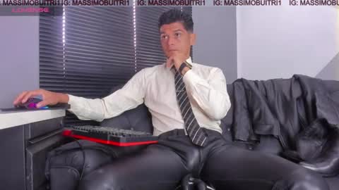 Snapshot of massimo_g chatting on 2, 6, 2026 I am Massimo online show from 2, 6, 2026