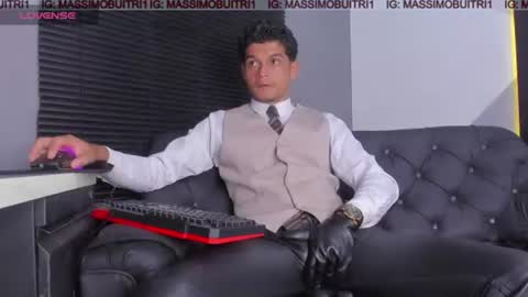 Snapshot of massimo_g chatting on 1, 7, 2026 I am Massimo online show from 1, 7, 2026