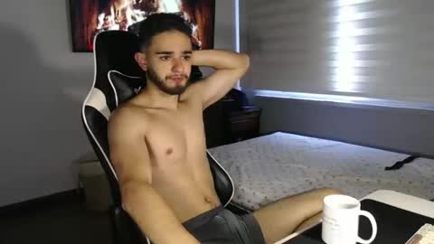 Snapshot of massimo_jiovano chatting on 12, 1, 2026 massimo online show from 12, 1, 2026