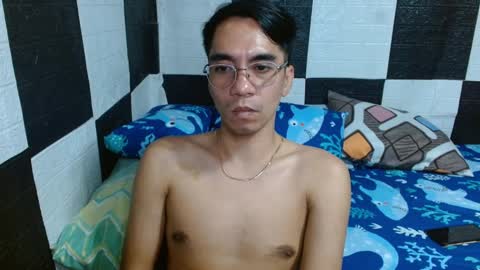 Snapshot of massive_boner02 chatting on 6, 12, 2024 massive_boner02 online show from 6, 12, 2024