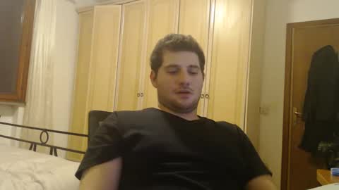 Snapshot of massu1994 chatting on 11, 1, 2025 Massu94 online show from 11, 1, 2025