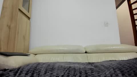 Domi online show from 19, 11, 2025