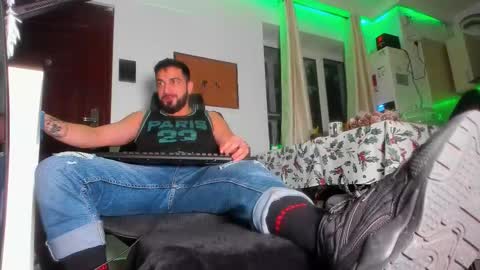 Snapshot of master9four chatting on 27, 11, 2025 Matthew online show from 27, 11, 2025