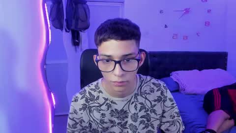 master_boy28 online show from 5, 1, 2025