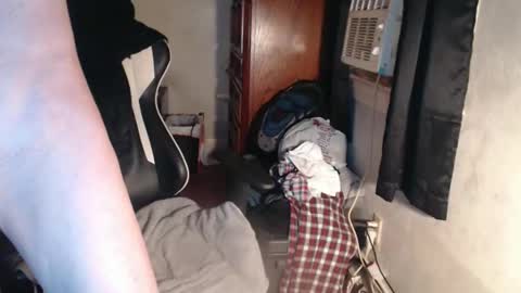 Snapshot of masterbatemike1 chatting on 7, 6, 2026 MasterbateMike online show from 7, 6, 2026