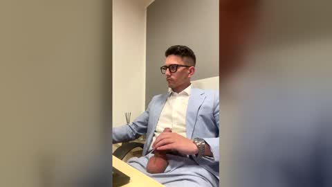 Snapshot of masterboss_fl chatting on 28, 4, 2026 Master Boss online show from 28, 4, 2026