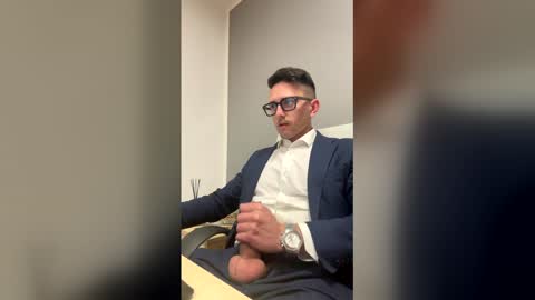 Snapshot of masterboss_fl chatting on 29, 4, 2026 Master Boss online show from 29, 4, 2026