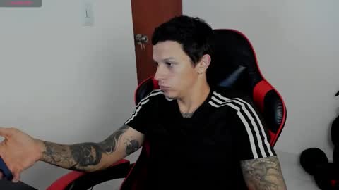 Snapshot of masterdave7 chatting on 19, 9, 2025 Dave online show from 19, 9, 2025