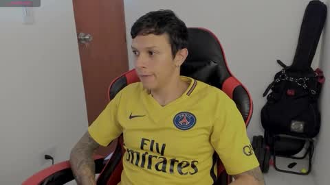 Snapshot of masterdave7 chatting on 28, 9, 2025 Dave online show from 28, 9, 2025