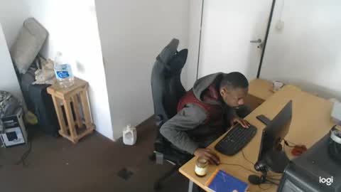 Masterdomfuck online show from 25, 6, 2026