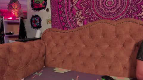 Snapshot of masterr_and_kittyy chatting on 16, 3, 2026 online show from 16, 3, 2026
