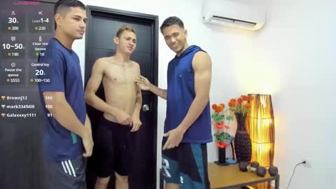 Team Cris Darwin- Fernando- Stiven- David online show from 7, 3, 2025