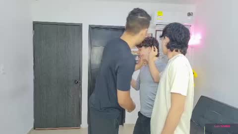Team Cris Darwin- Fernando- Stiven- David online show from 15, 6, 2026
