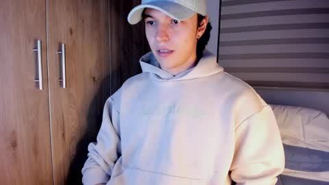 mastrangelo_x online show from 19, 5, 2026