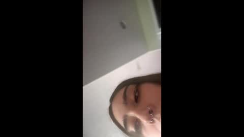 Snapshot of masturbatingmariamiller chatting on 3, 6, 2026 masturbatingmariamiller online show from 3, 6, 2026