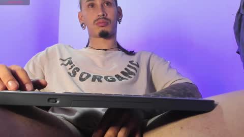 Snapshot of mateo60_ chatting on 7, 1, 2025 Mateo online show from 7, 1, 2025