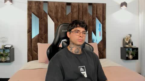 mateo_dilucajs1 online show from 24, 9, 2025