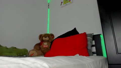 mateo_escobar online show from 14, 1, 2026