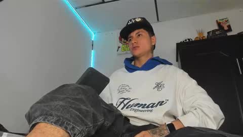 mateo_escobar online show from 8, 3, 2026