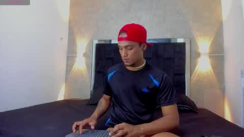 Mateo and Noah online show from 4, 11, 2025