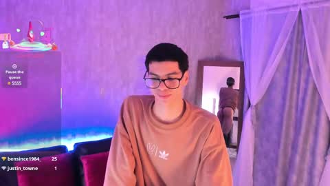 Snapshot of mateo_vegas chatting on 10, 3, 2025 Mateo online show from 10, 3, 2025