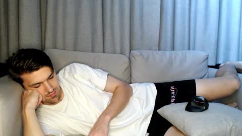 Snapshot of mateo_zeus chatting on 4, 12, 2024 mateo_zeus online show from 4, 12, 2024
