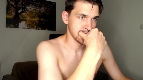 Snapshot of mateo_zeus chatting on 8, 3, 2025 mateo_zeus online show from 8, 3, 2025