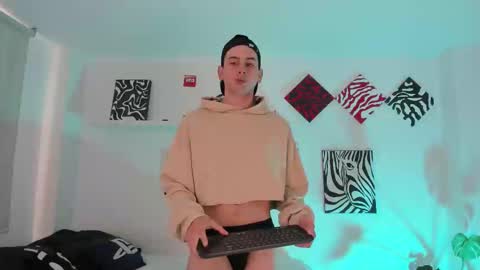 Snapshot of mathew_conelly chatting on 8, 10, 2025 Matt online show from 8, 10, 2025