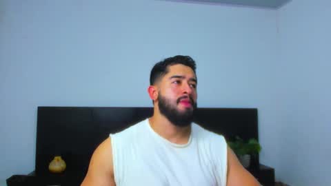 Snapshot of mathew_flintt chatting on 12, 10, 2025 Mathew Flintt  online show from 12, 10, 2025