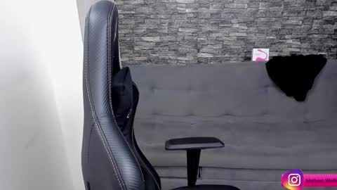 Mathew Independent model online show from 21, 10, 2025