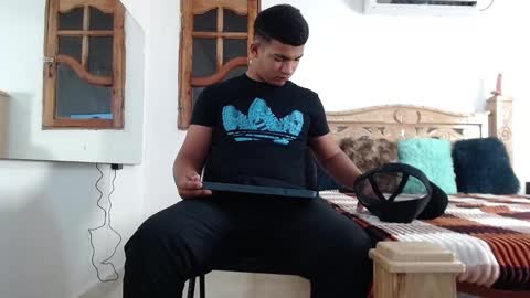 Snapshot of mathews__ chatting on 24, 11, 2025 mathews__ online show from 24, 11, 2025