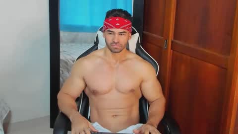 mathews_smith online show from 10, 11, 2025