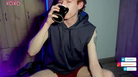 Snapshot of mathwx_ chatting on 11, 10, 2025 Alejandro Alex online show from 11, 10, 2025