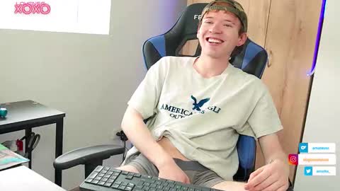 Snapshot of mathwx_ chatting on 28, 10, 2025 Alejandro Alex online show from 28, 10, 2025