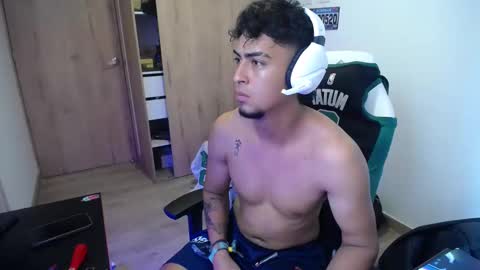 Snapshot of matias_bianco01 chatting on 18, 9, 2025 matias online show from 18, 9, 2025