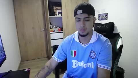 Snapshot of matias_bianco01 chatting on 30, 10, 2025 matias online show from 30, 10, 2025