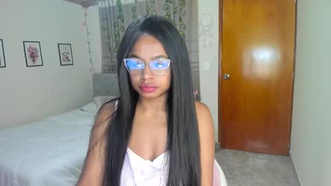 Snapshot of matilde27 chatting on 9, 10, 2025 Daniela online show from 9, 10, 2025