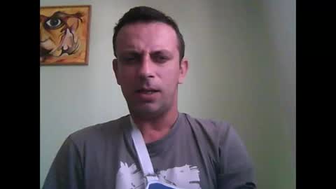 Snapshot of matoterzic48 chatting on 16, 10, 2025 toma online show from 16, 10, 2025