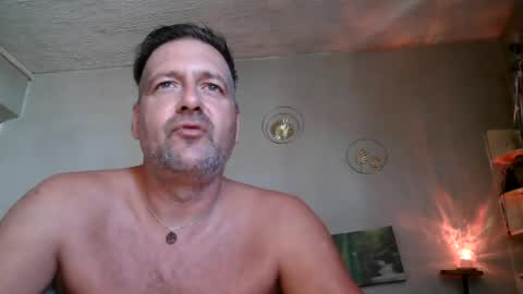 Snapshot of matrike1 chatting on 10, 7, 2026 matrike1 online show from 10, 7, 2026