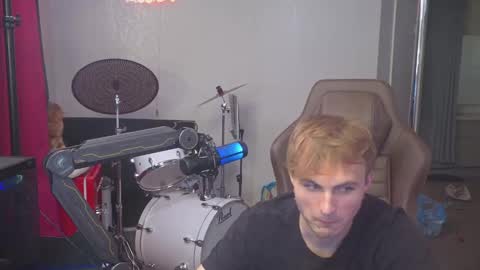 Matt Cash online show from 28, 9, 2025