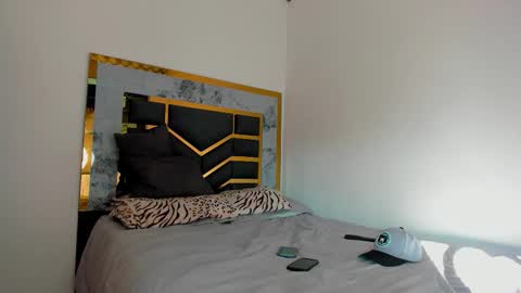 Snapshot of mattdevon chatting on 6, 10, 2025 Matt online show from 6, 10, 2025