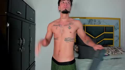 Snapshot of mattdevon chatting on 15, 10, 2025 Matt online show from 15, 10, 2025