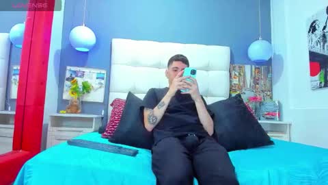 ---Matteo--- online show from 5, 11, 2025