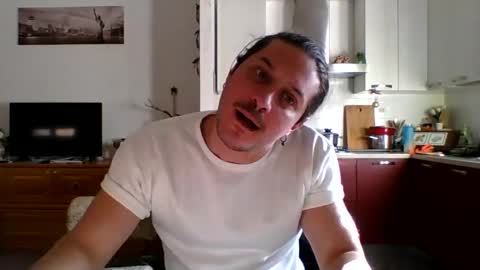 Snapshot of matteushh87 chatting on 16, 1, 2025 matteushh87 online show from 16, 1, 2025