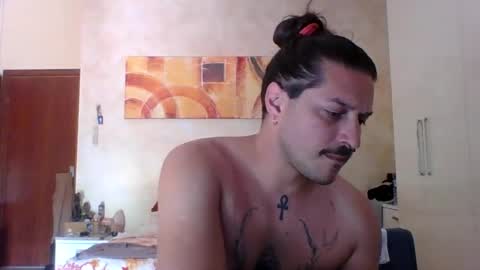 Snapshot of matteushh87 chatting on 10, 6, 2026 matteushh87 online show from 10, 6, 2026